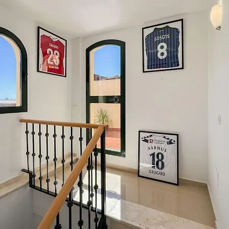 Сasa de vacaciones Flores 3 *