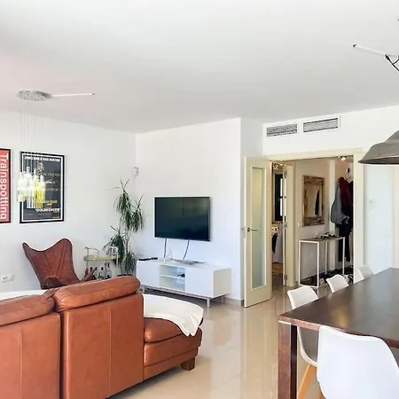 Flores 3 Holiday home Fuengirola